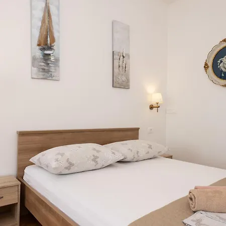 Kapetan Jure Apartment