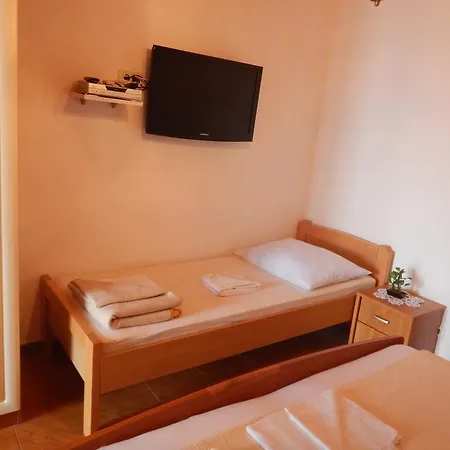 Apartment Kapetan Jure Brela