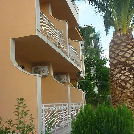 Apartment Kapetan Jure *