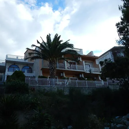 Kapetan Jure Apartment