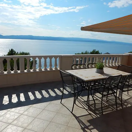 Apartment Kapetan Jure Brela