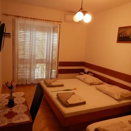 Kapetan Jure Apartment