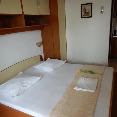 Apartment Kapetan Jure Brela